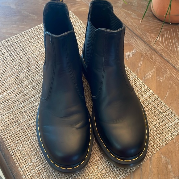 Dr. Martens's ankle boots - Picture 1 of 9